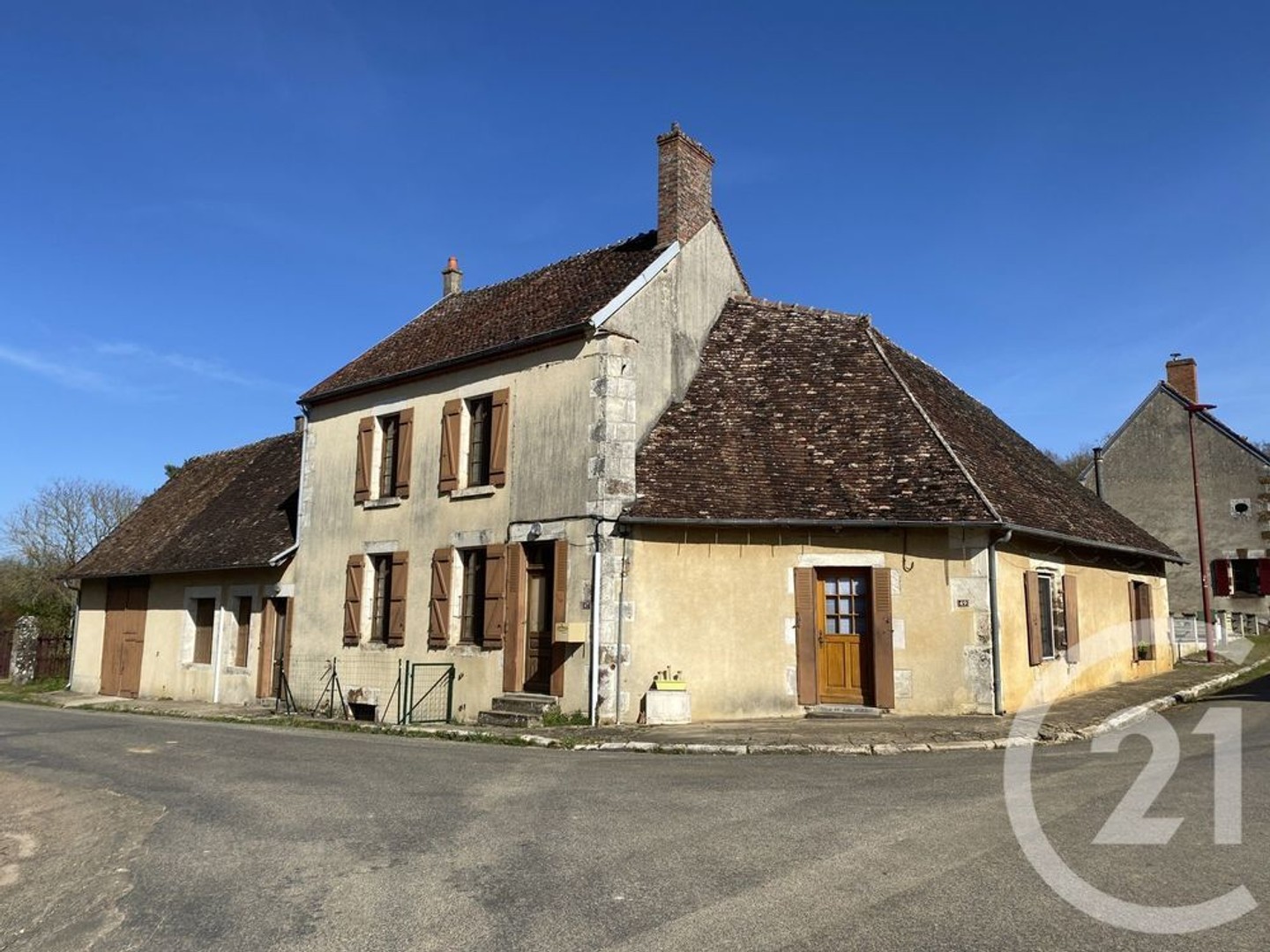 Maison 4 pièces 250 m²