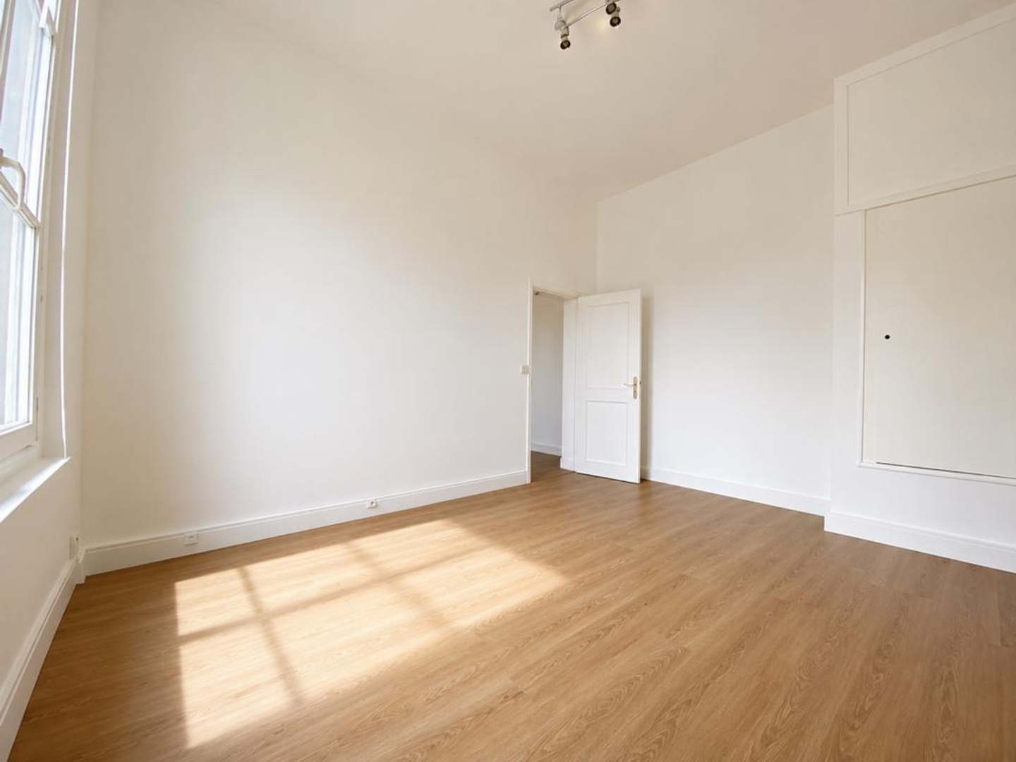 Bureaux à vendre - 38m2 - Tours (37000)