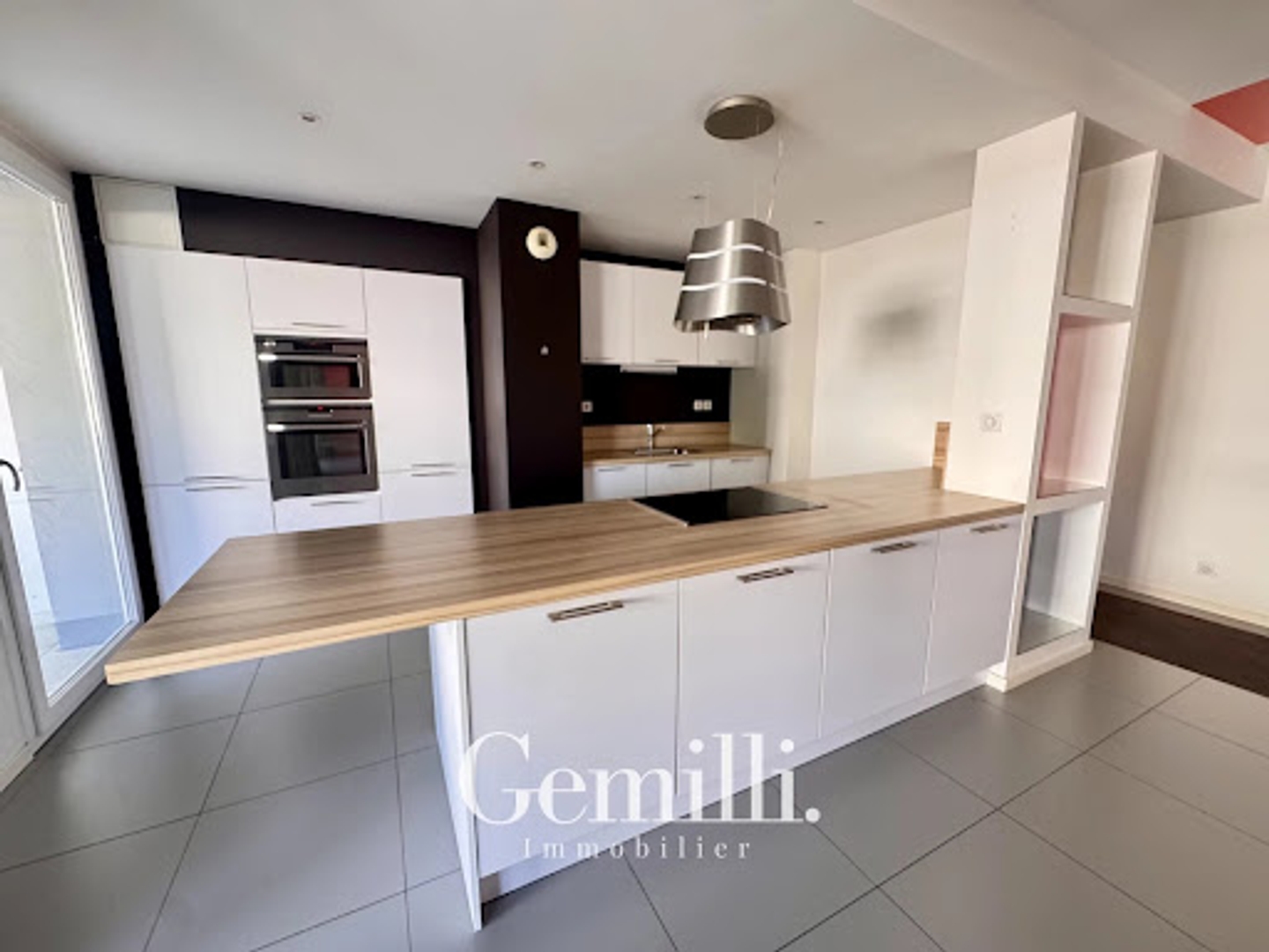 Appartement à vendre - 4 pièces - 133m2 - Pfastatt (68120)