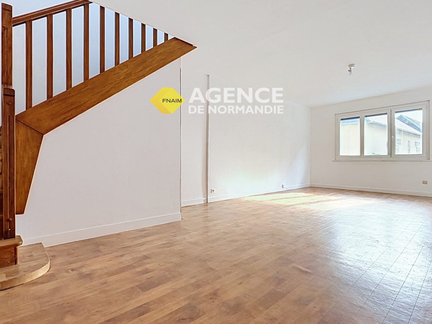 Maison à vendre - 6 pièces - 120m2 - Montreuil-L'argillé (27390)