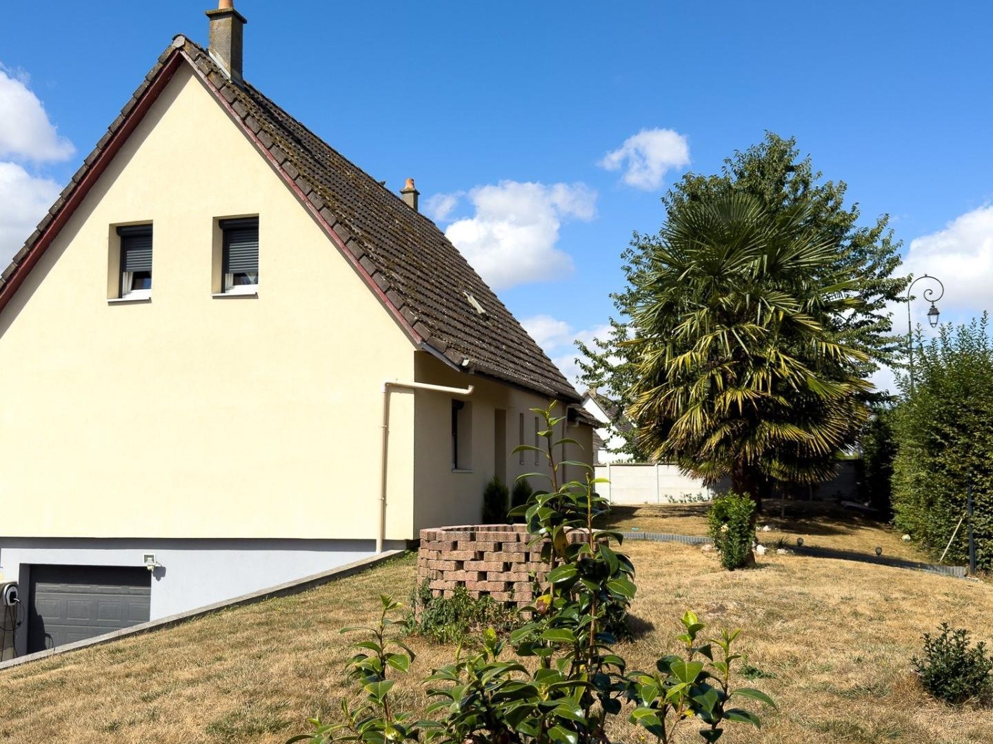 4 CHAMBRES / SOUS-SOL COMPLET / AGREABLE JARDIN