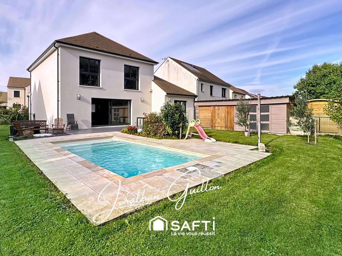 Maison 181 m2 avec 5 chambres + piscine