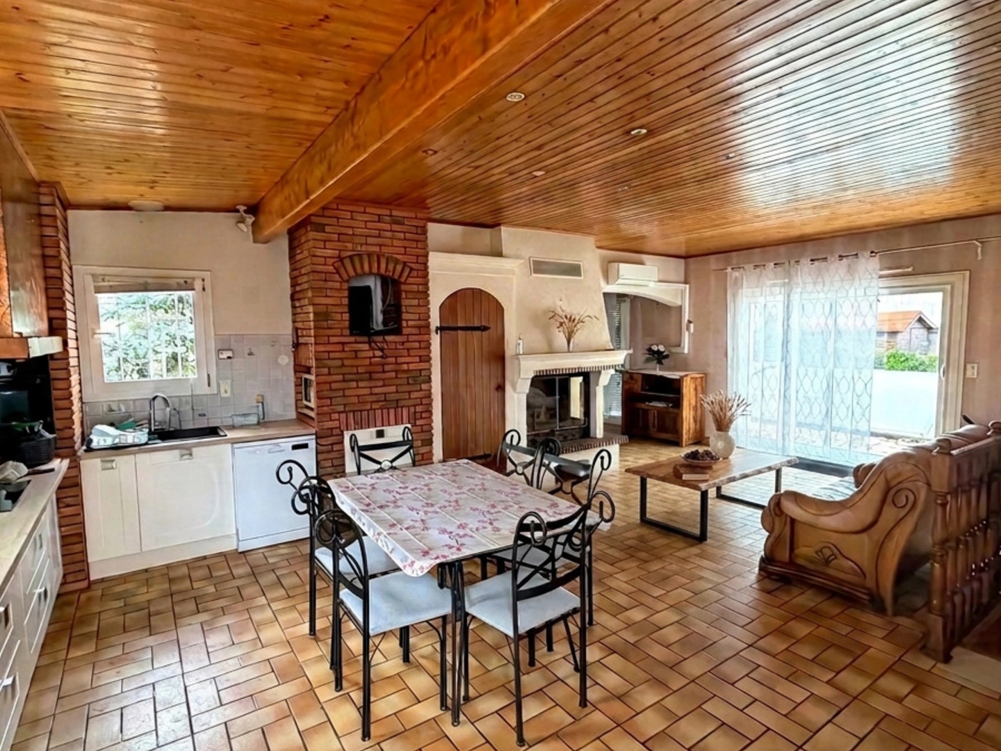 Maison à vendre - 7 pièces - 150m2 - Luçon (85400)