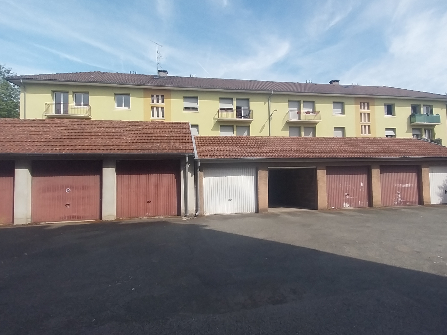 Parking / garage / box à vendre - Belfort (90000)