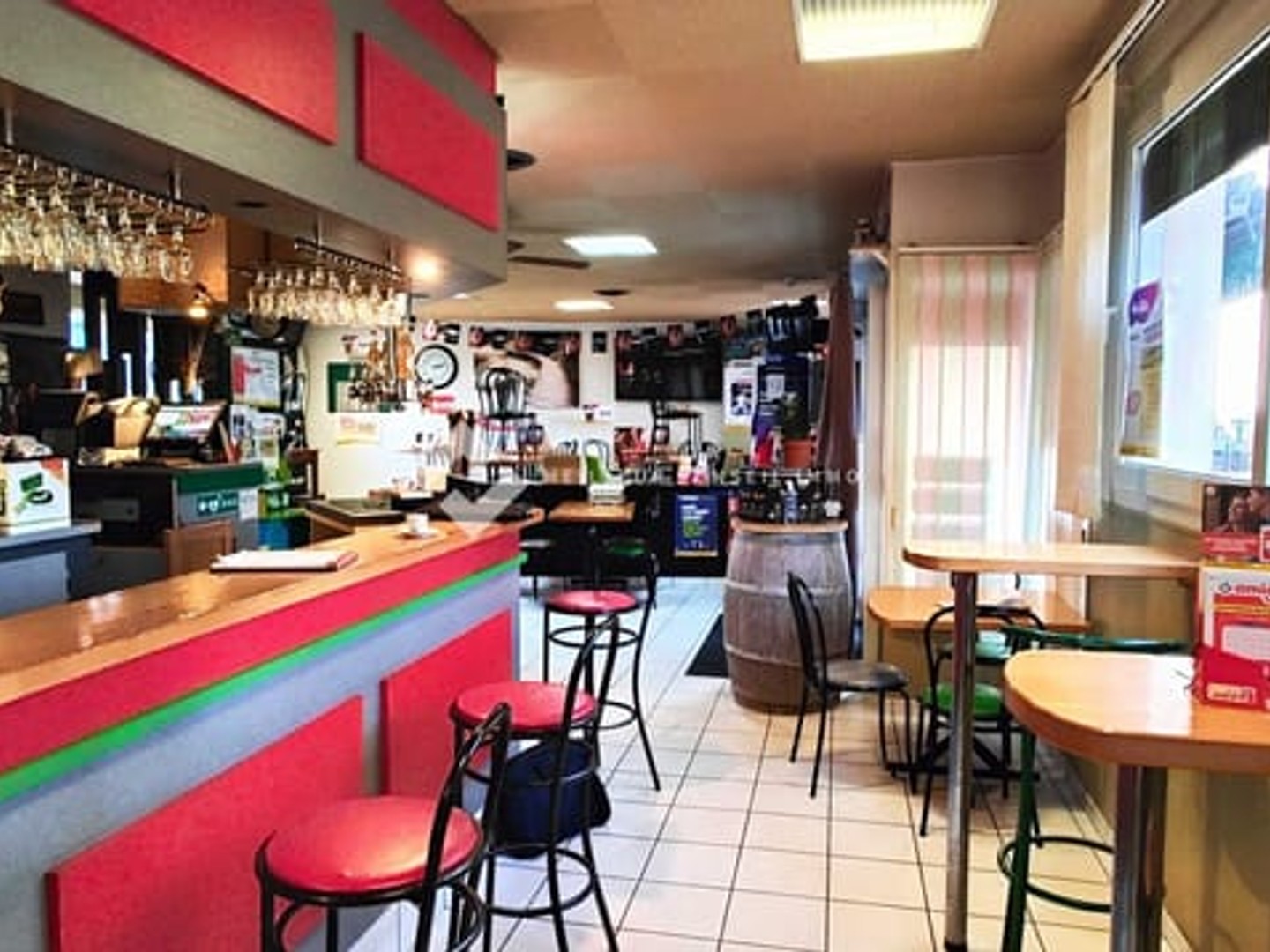 Fonds de commerce 186 m²