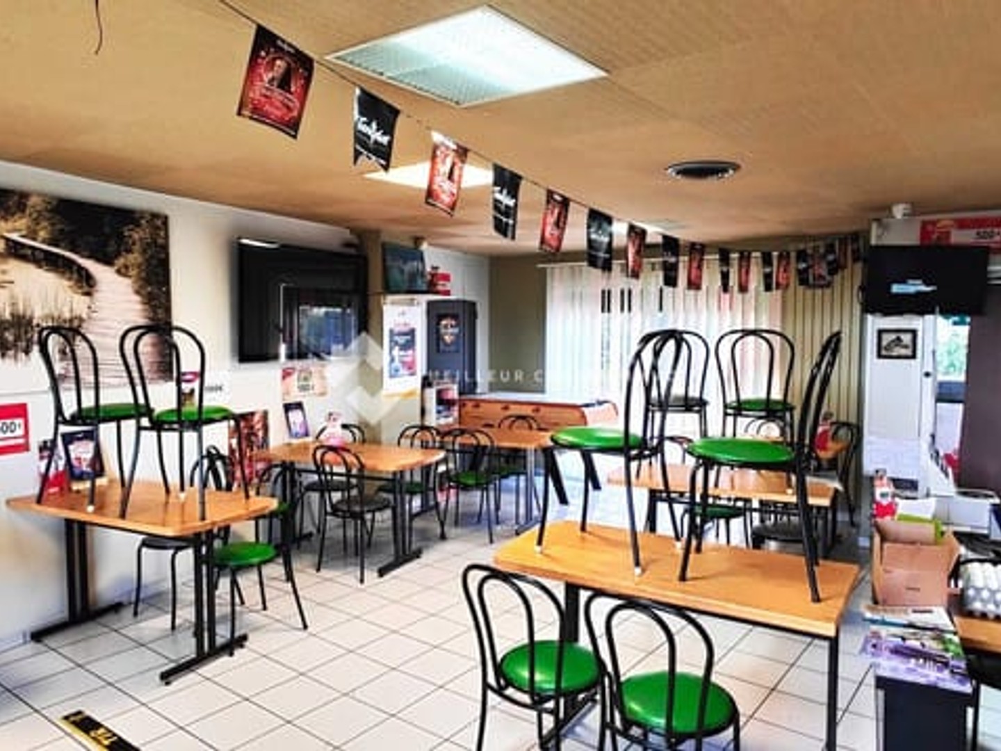 Magasin à vendre - 186m2 - Guerlédan (22530)