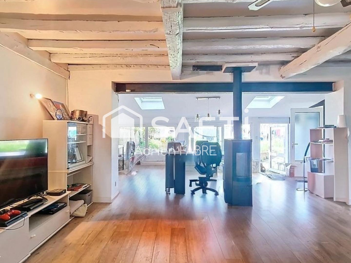 Maison de village de 125m² à proximité des commerces et des écoles à seulement 20 minutes de Toulouse.