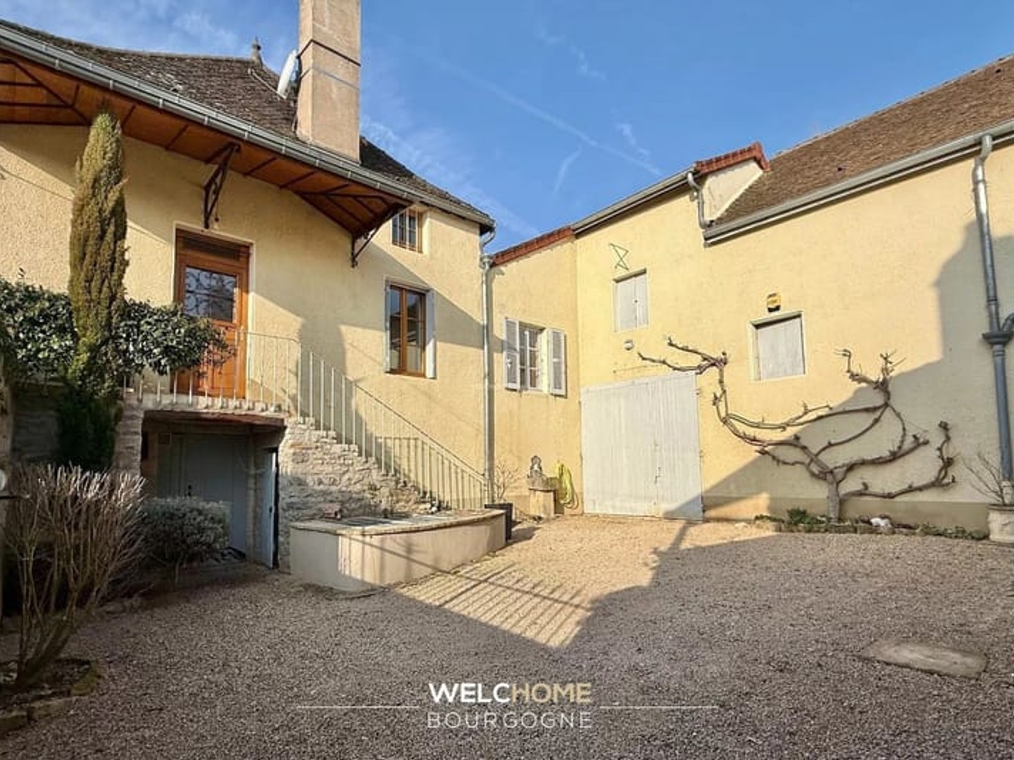 Maison 11 pièces 223 m²