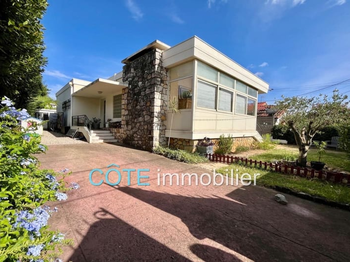 Maison à vendre - 4 pièces - 96m2 - Antibes (06600)