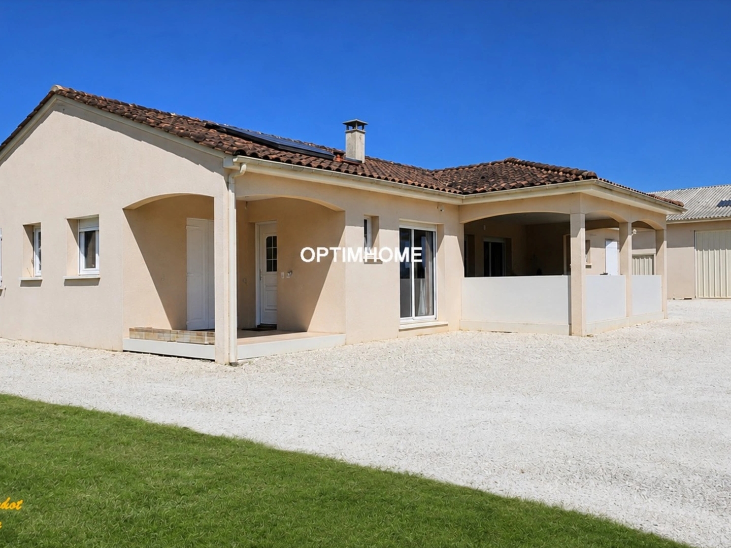 Maison à vendre - 7 pièces - 152m2 - Chalais (16210)