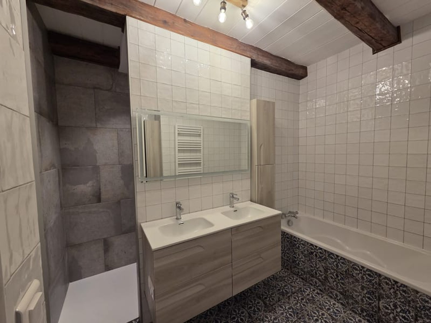 Appartement à vendre - 4 pièces - 104m2 - Pontarlier (25300)
