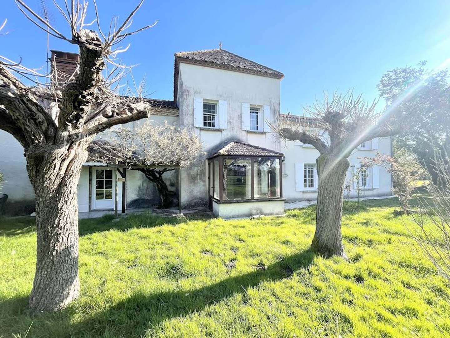 Maison 10 pièces 275 m²