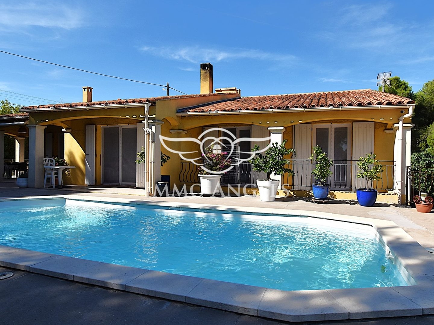 Exclusivité. Propriété d'exception sur la Côte Bleue à En
