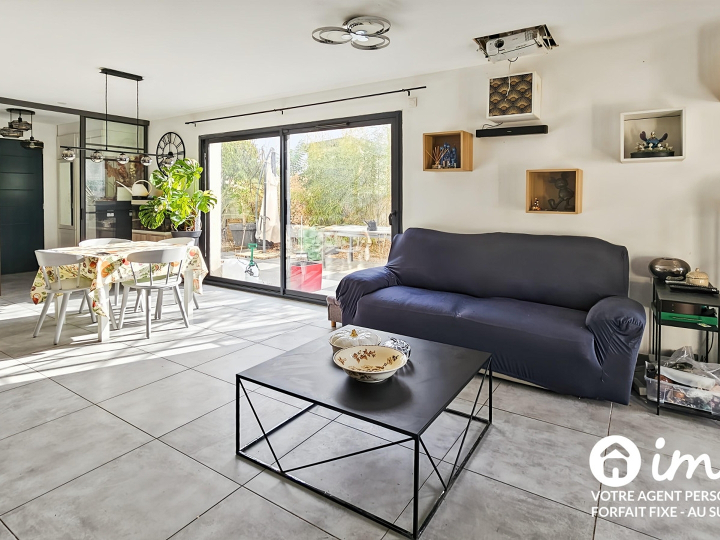 Maison moderne 6 pièces avec piscine