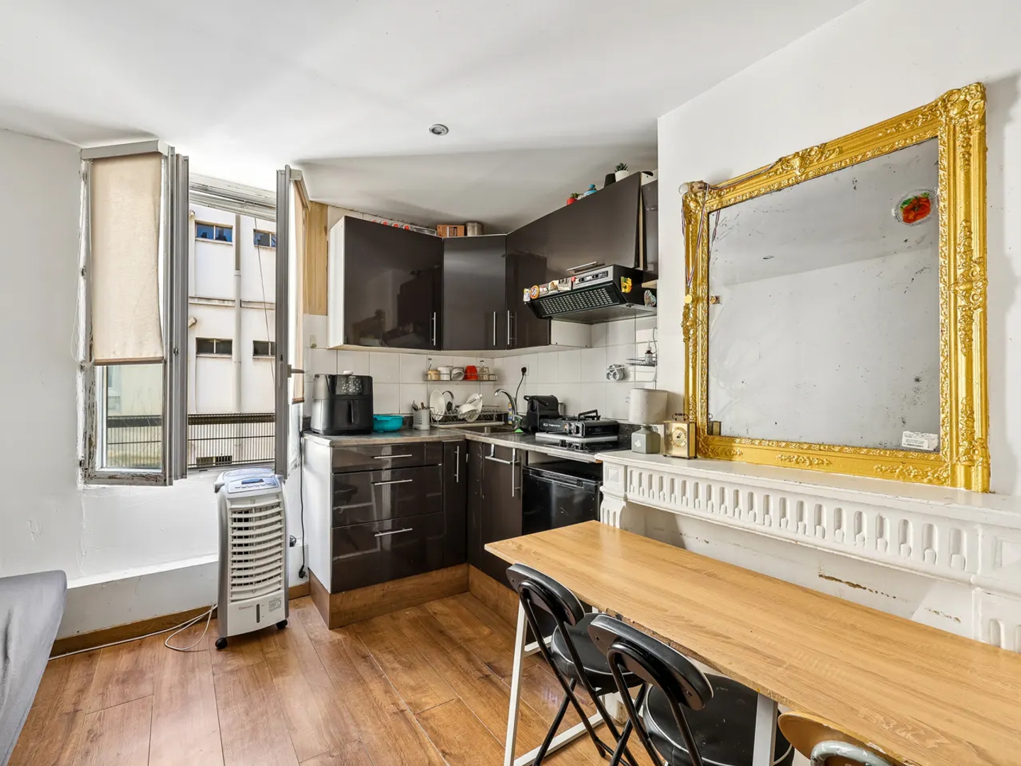 Paris IV - Ensemble immobilier de 42 m² à fort potentiel - Hôtel de Ville