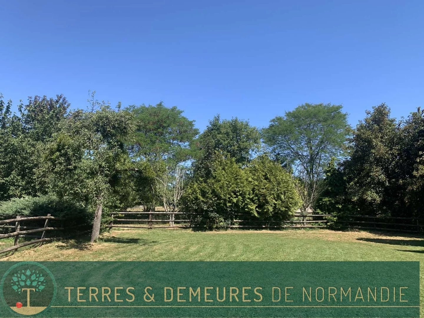 Maison à vendre - 3 pièces - 104m2 - Lisieux (14100)