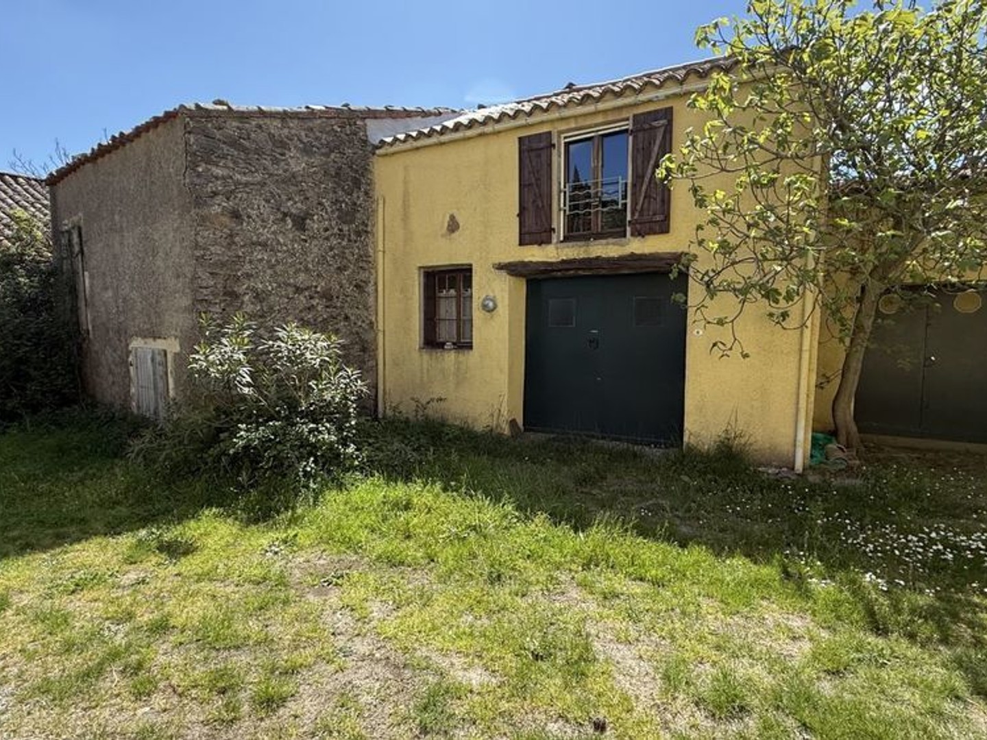 Maison à vendre - 1 pièce - 215m2 - La Livinière (34210)