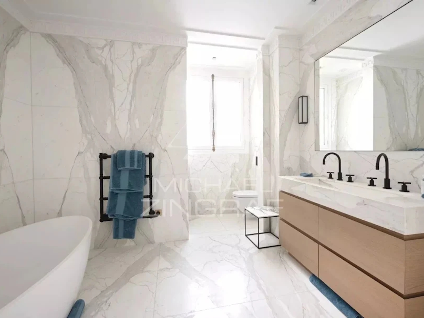 Appartement 6 pièces 232 m²