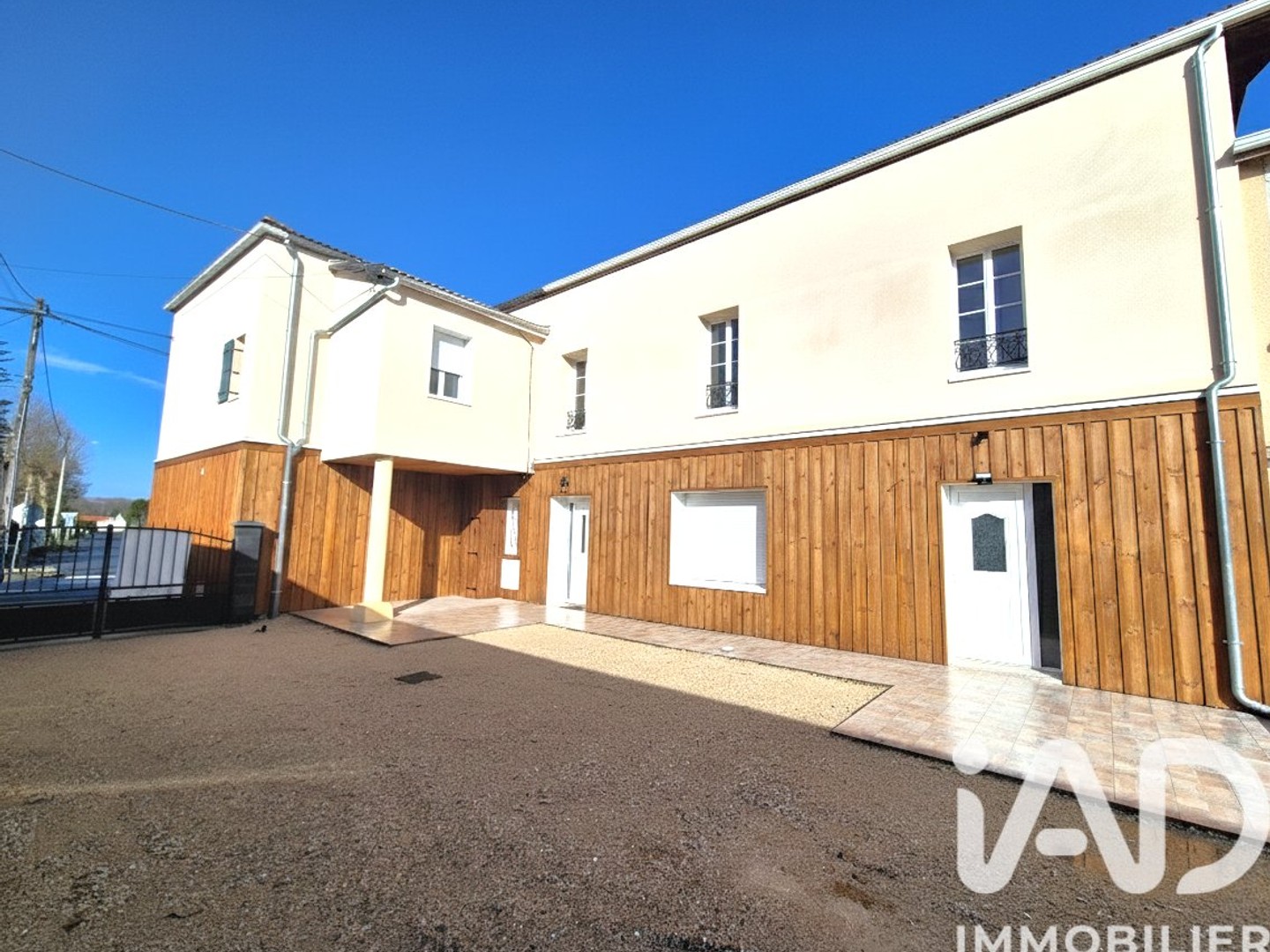 Maison avec appartements 4 pièces 203 m²