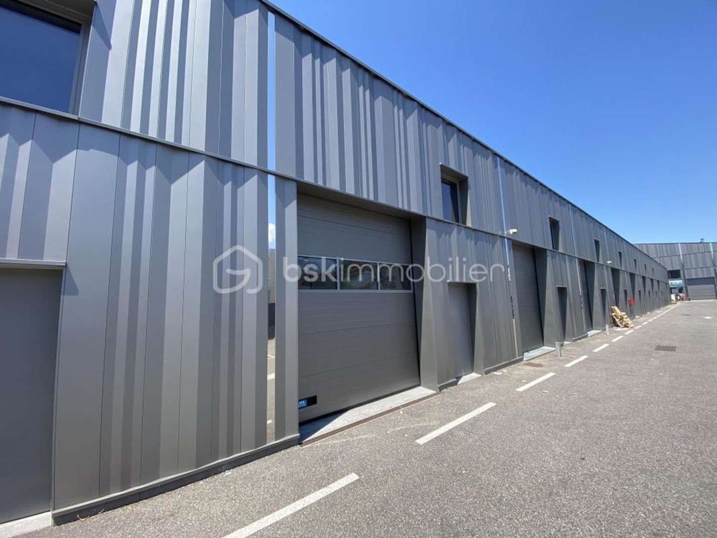 Parking/Garage/Box 168 m²
