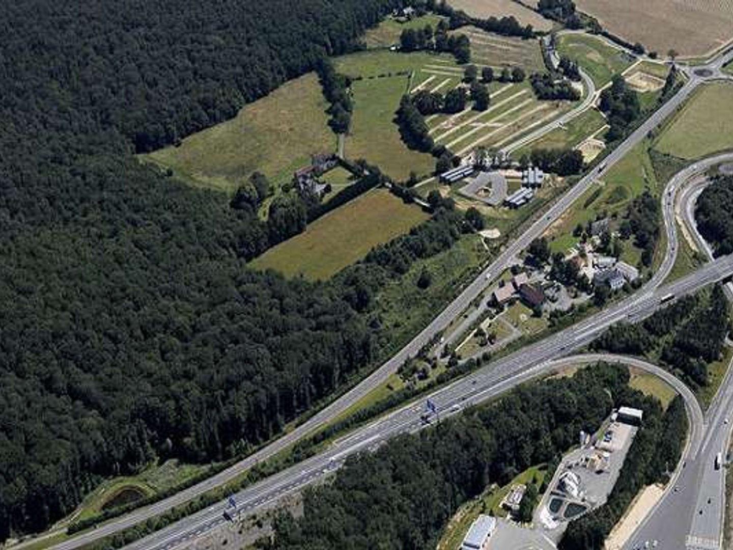 A vendre terrain industriel de 1 ha à Vierzon
