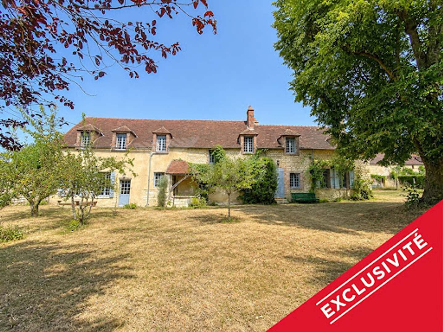 Maison 7 pièces 310 m²