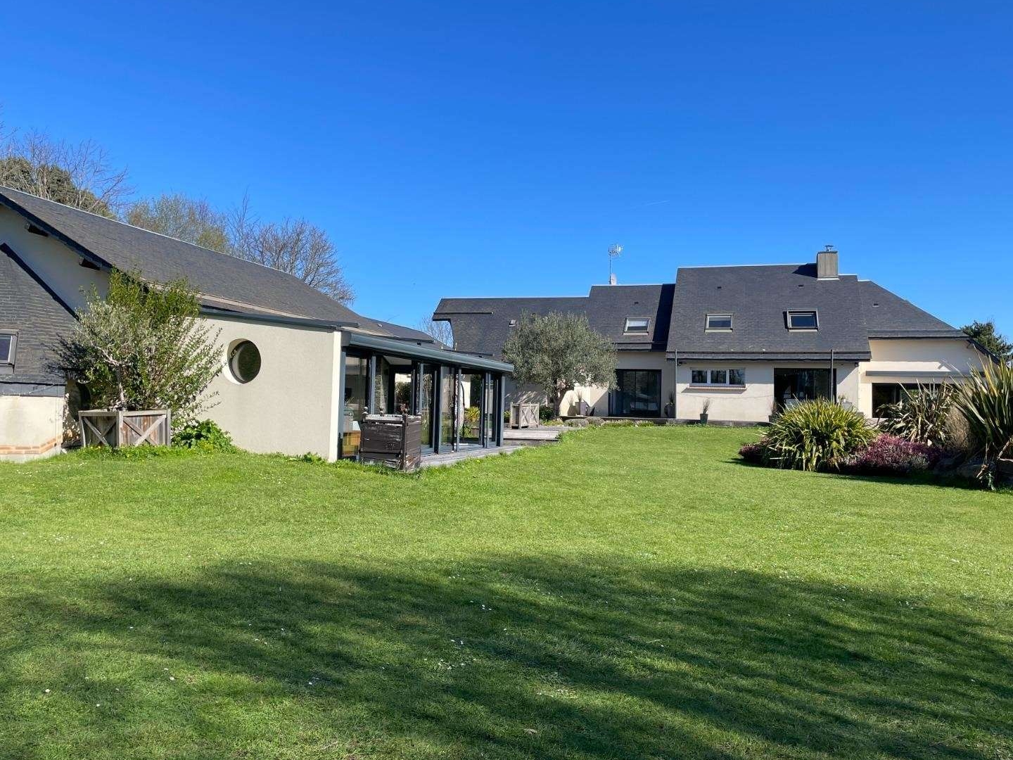 Maison 8 pièces 200 m²