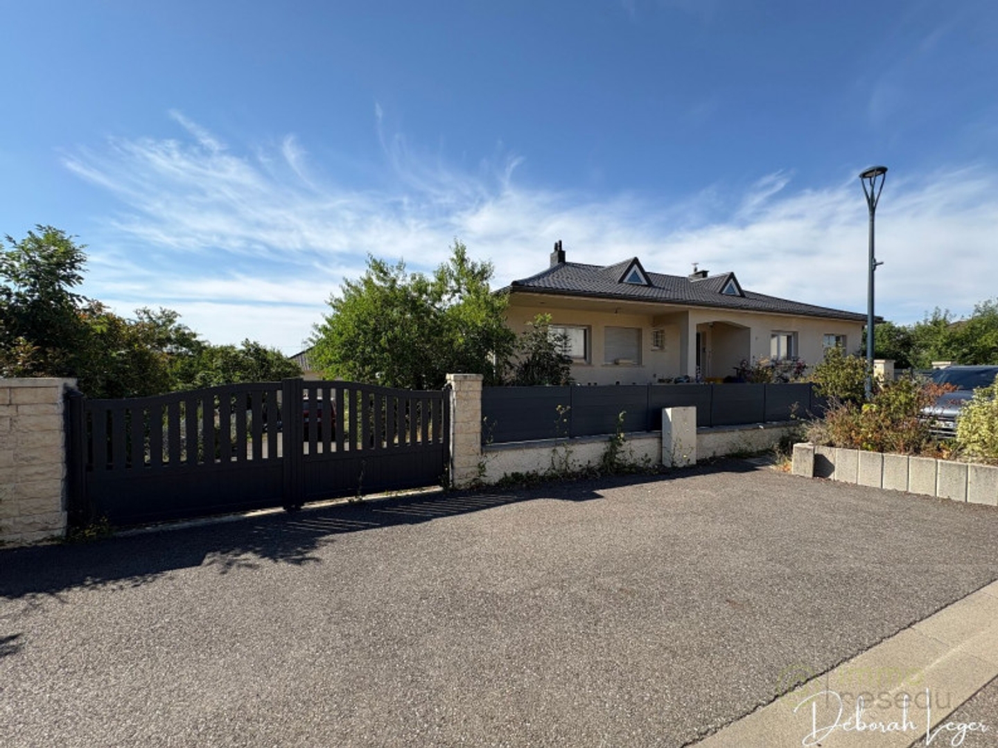 Maison à vendre - 5 pièces - 116m2 - Montois-La-Montagne (57860)