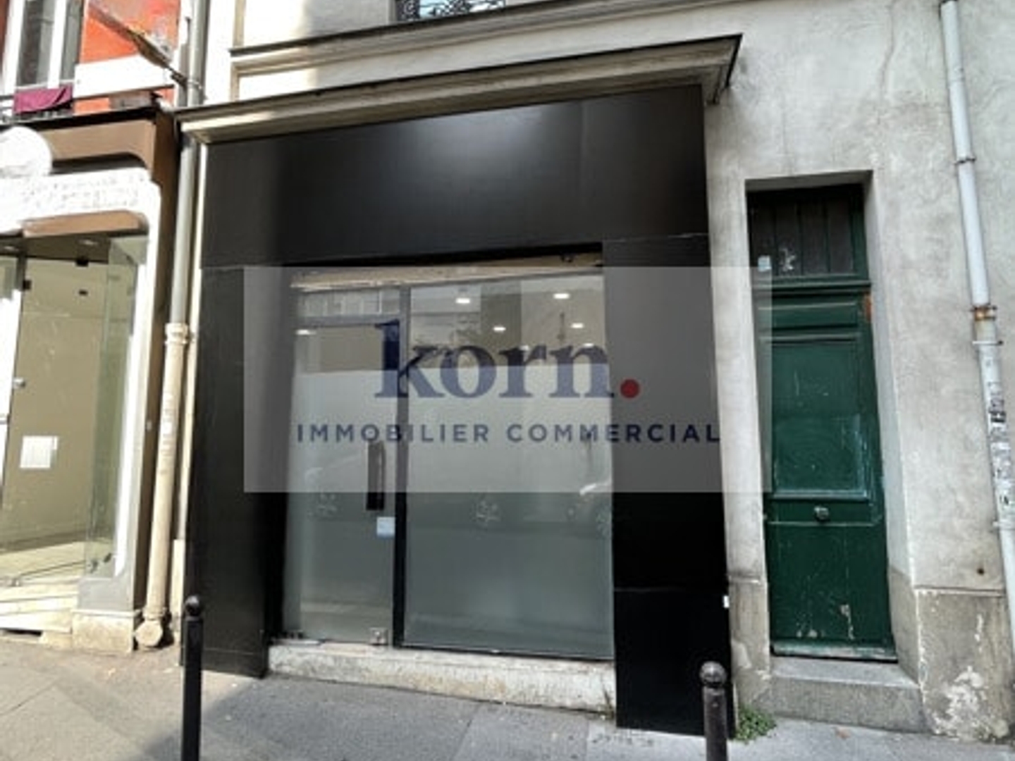 Murs occupés de commerce à vendre situés dans le quartier Necker - Saint-Lambert.