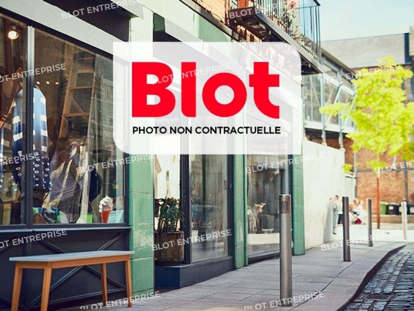 A VENDRE EN EXCLUSIVITE - LOCAL COMMERCIAL AVEC