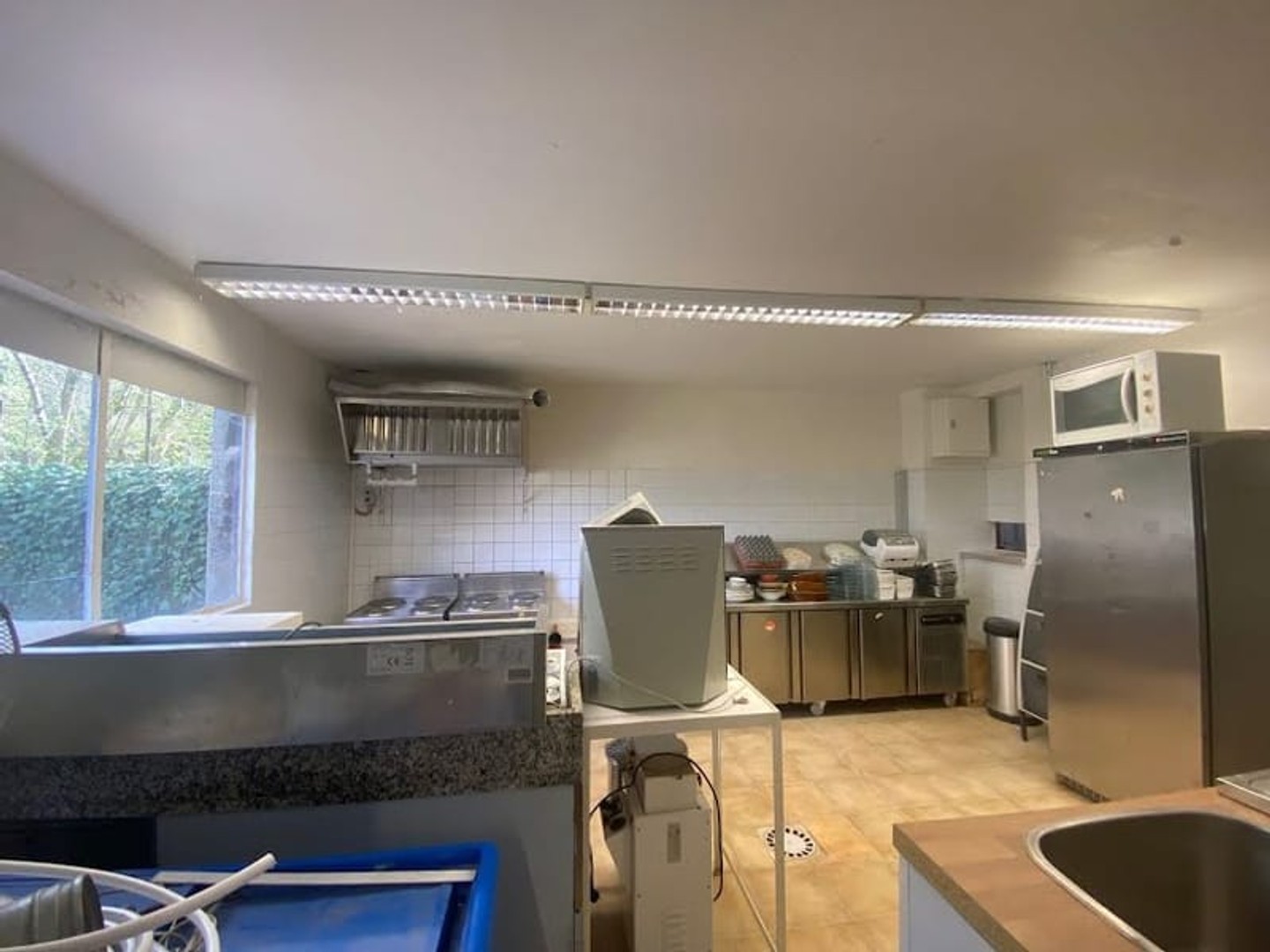 Magasin à vendre - 1 pièce - 160m2 - Faux-La-Montagne (23340)