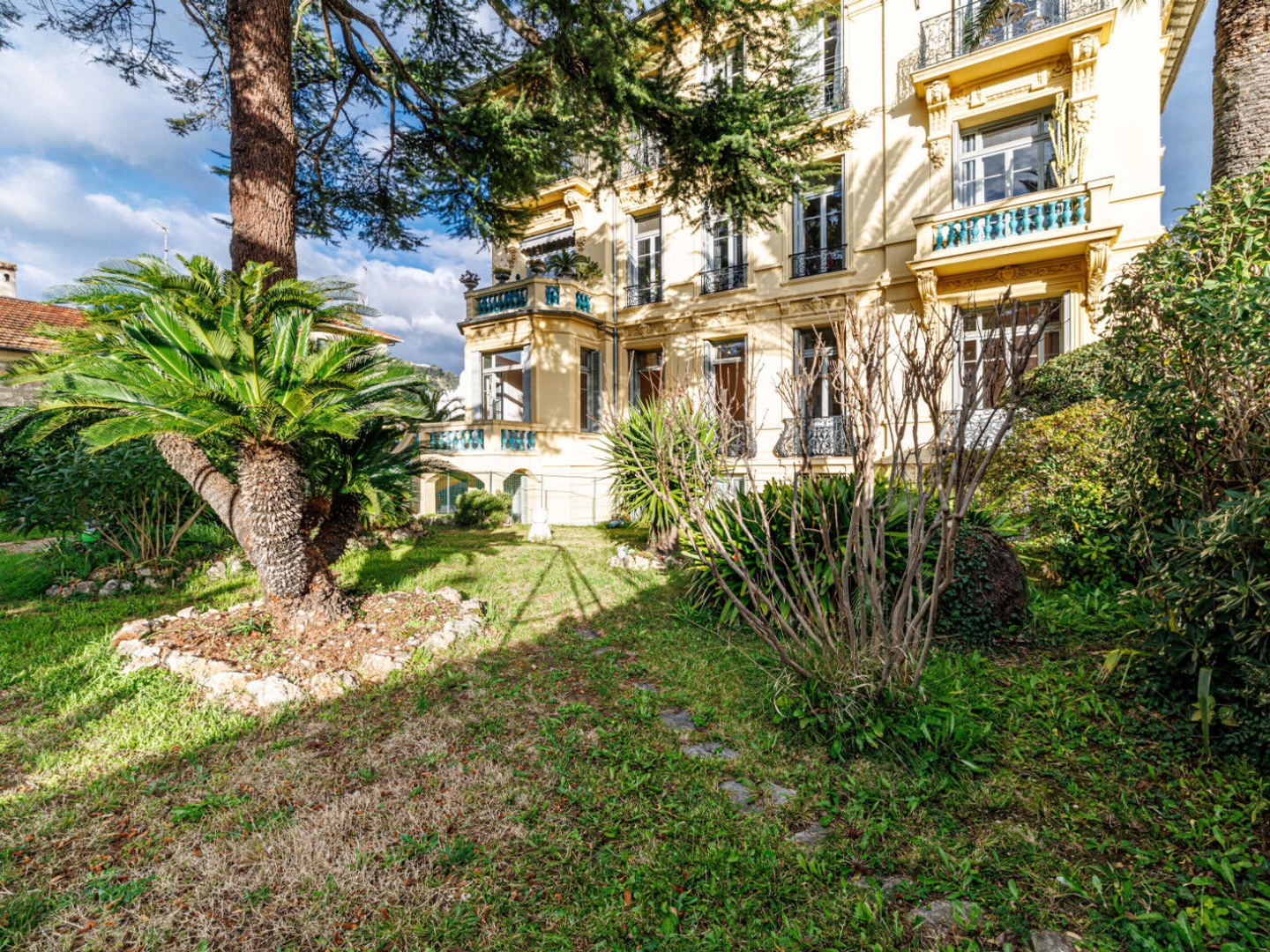 Nice - Saint-Sylvestre- Grand 5/6 pièces dans une maison bourgeoise avec parc à usage exclusif