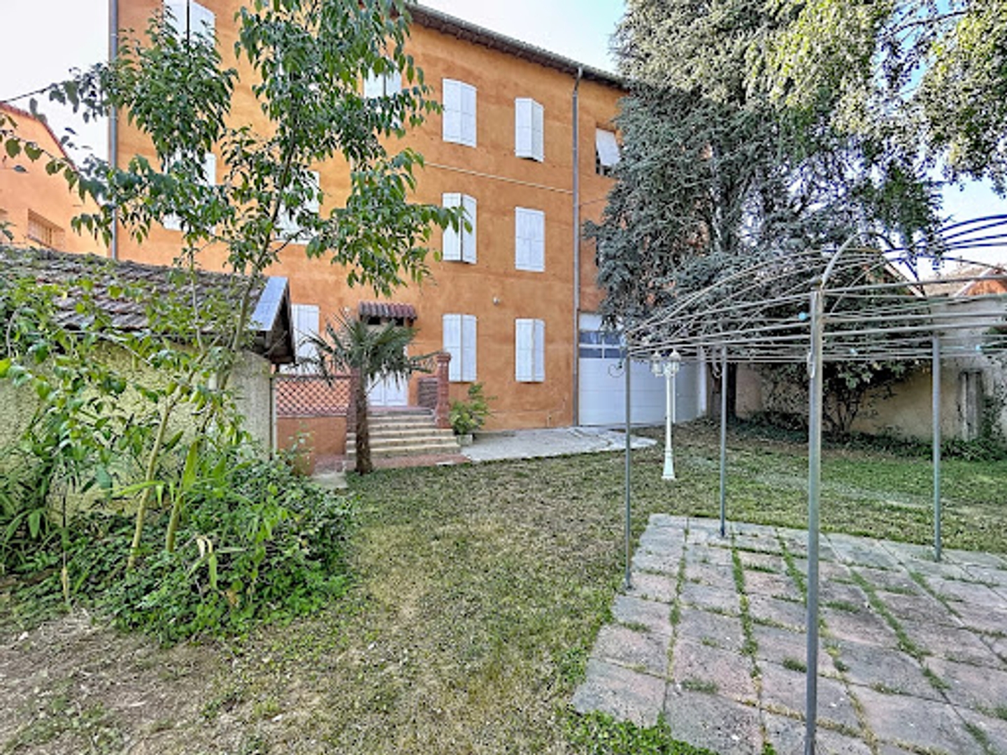 Maison à vendre - 17 pièces - 516m2 - Gaillac (81600)