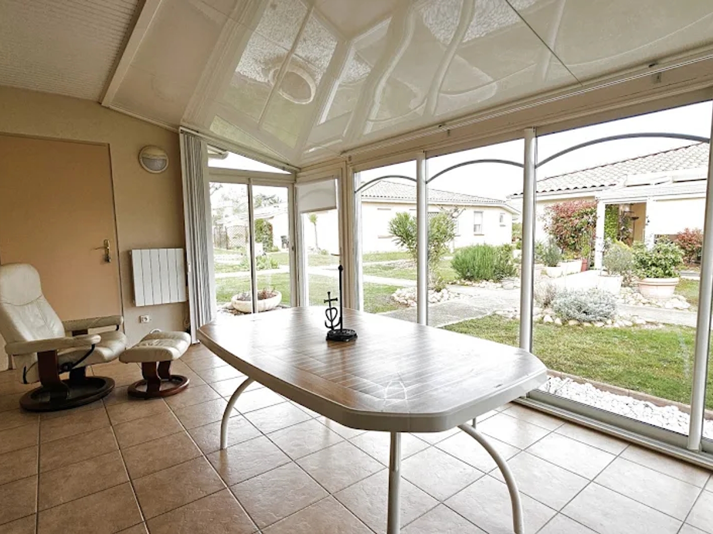 Maison à vendre - 4 pièces - 75m2 - Saint-Gilles (30800)