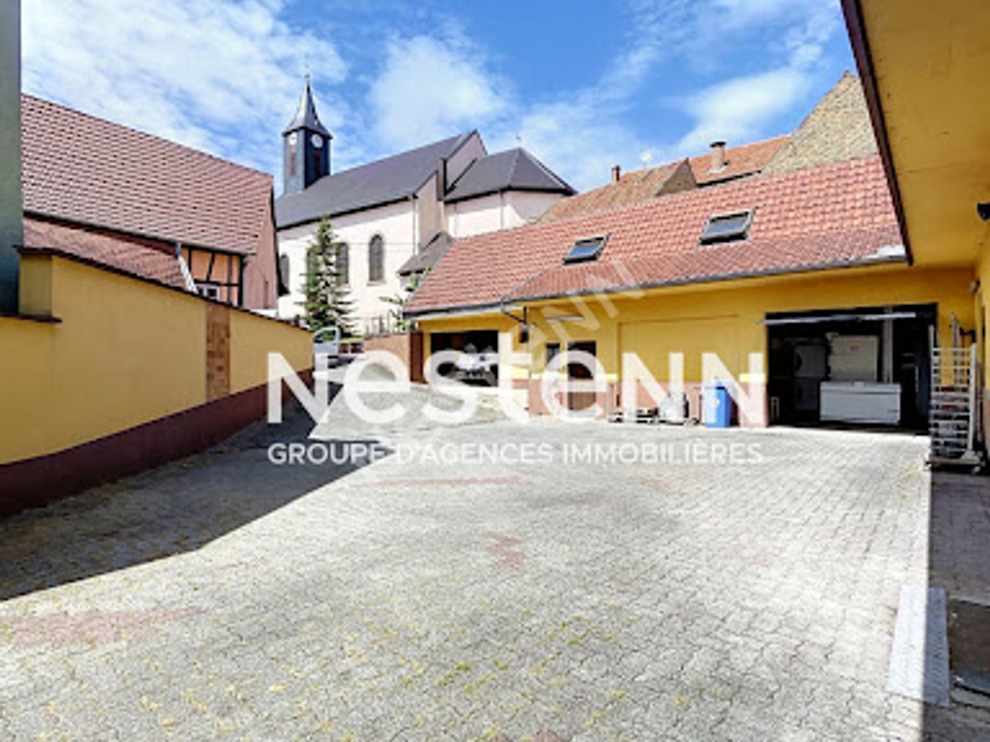 Maison à vendre - 12 pièces - 530m2 - Ernolsheim-Bruche (67120)