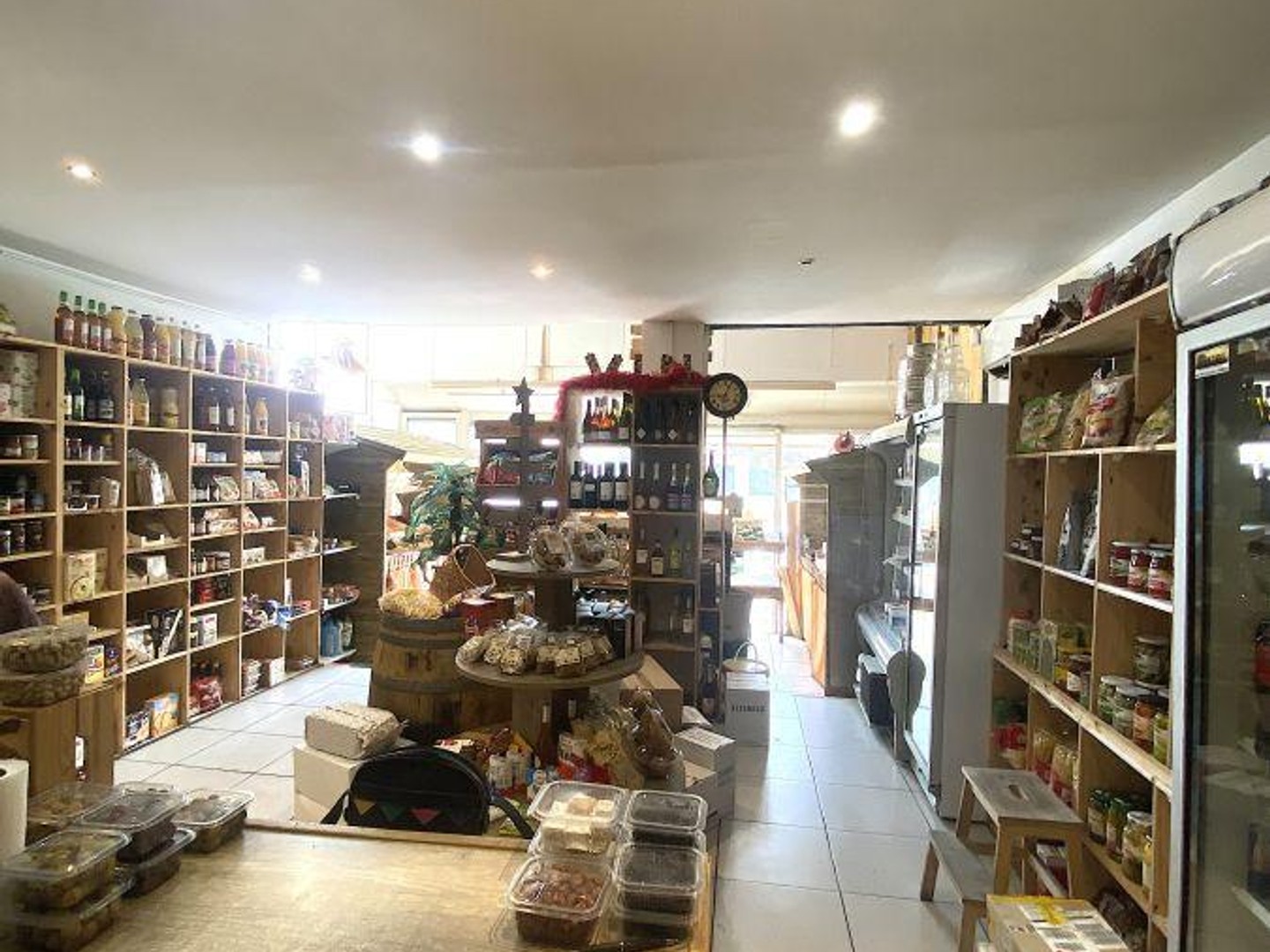Local commercial Alimentation