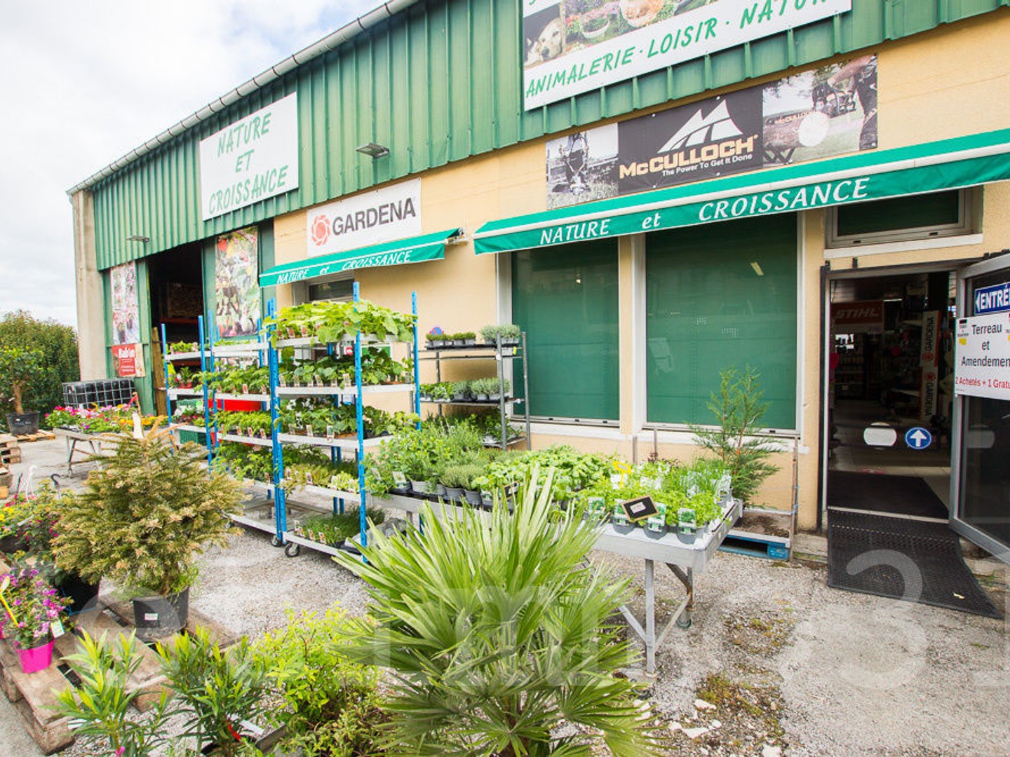 local commercial et stockage