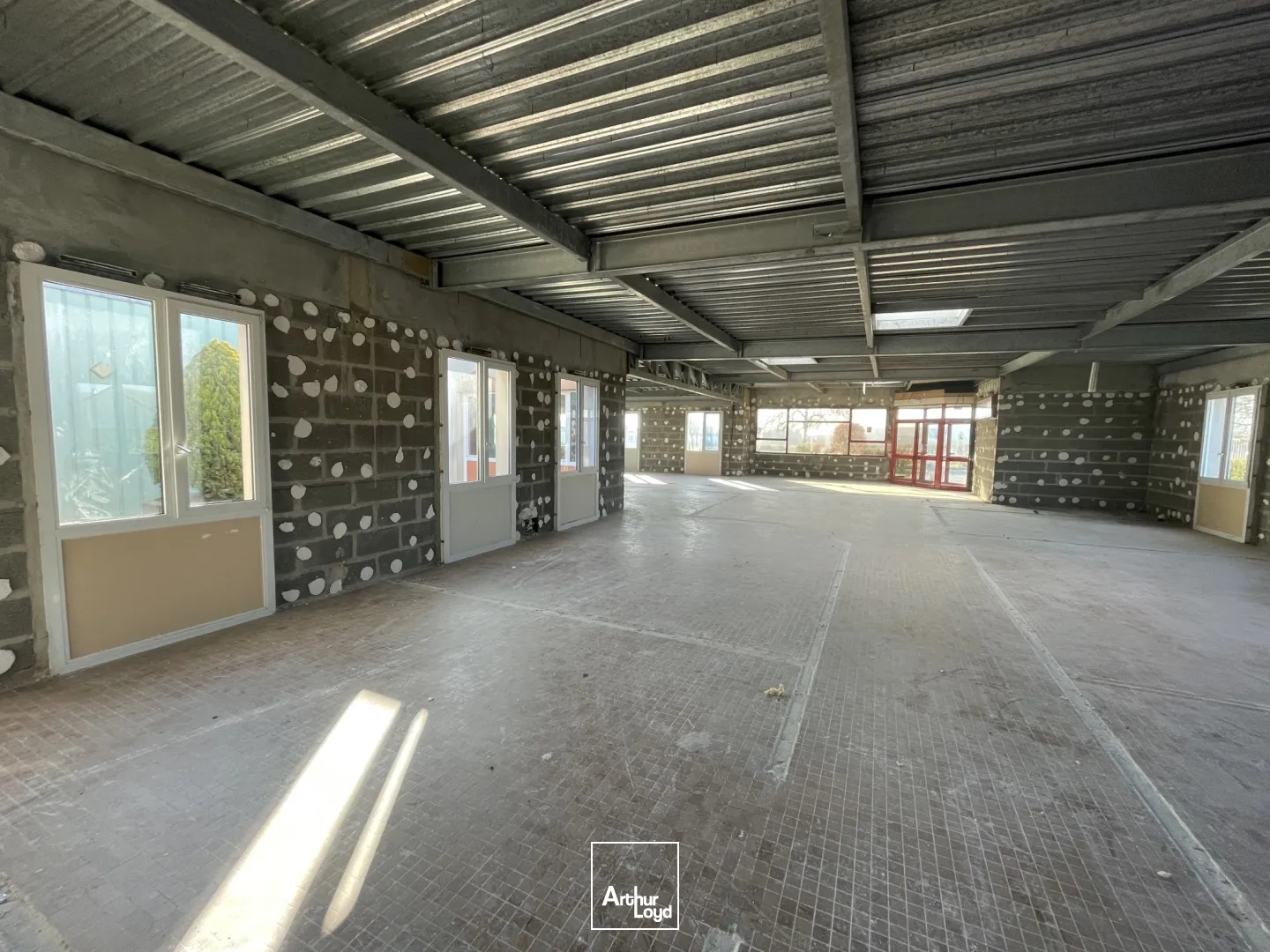 Bureaux à vendre - 691m2 - Nonancourt (27320)