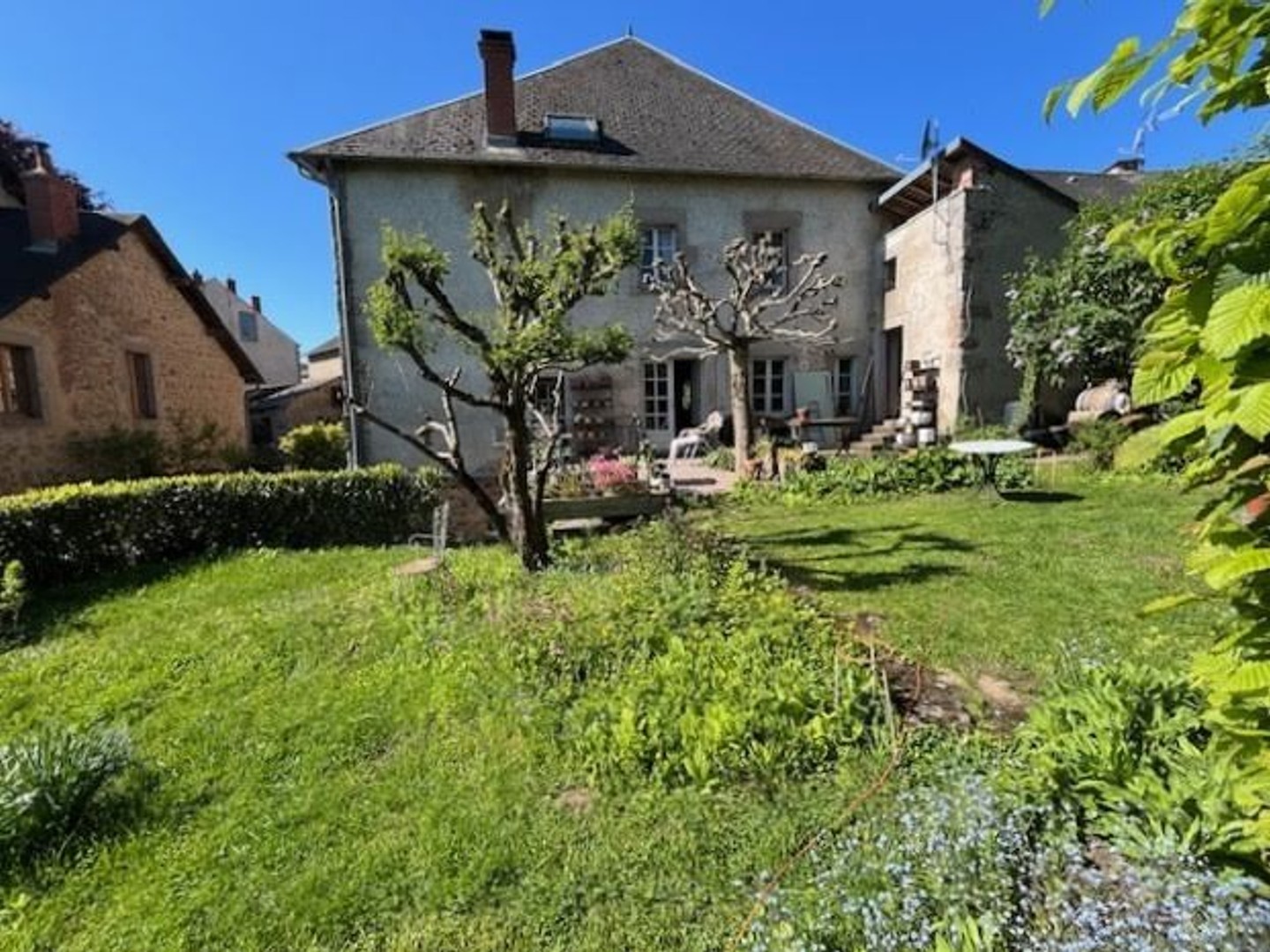 Maison 6 pièces 247 m²