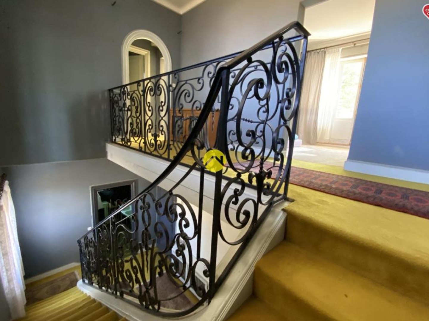 Maison à vendre - 10 pièces - 260m2 - Jouet-Sur-L'aubois (18320)