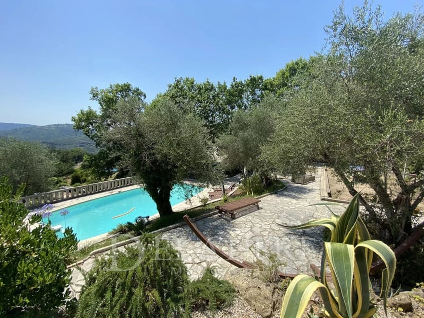 Appartement à vendre - 6 pièces - 160m2 - Le Tignet (06530)