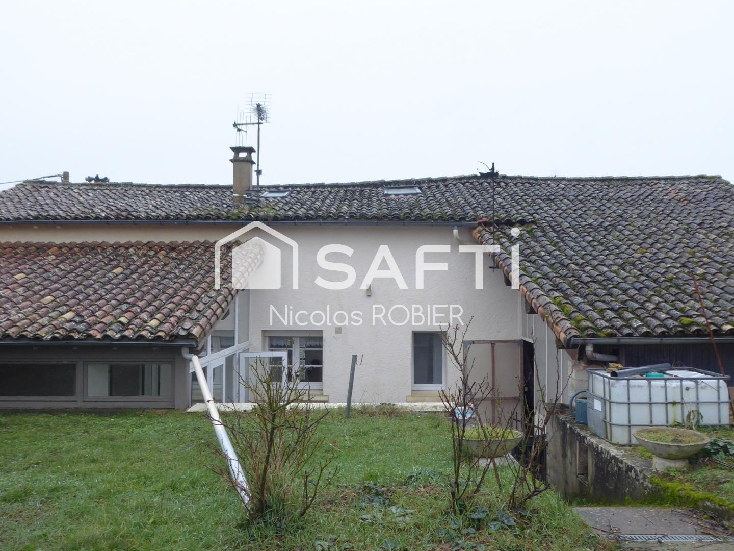 Maison à vendre - 5 pièces - 119m2 - Saint-Maxire (79410)