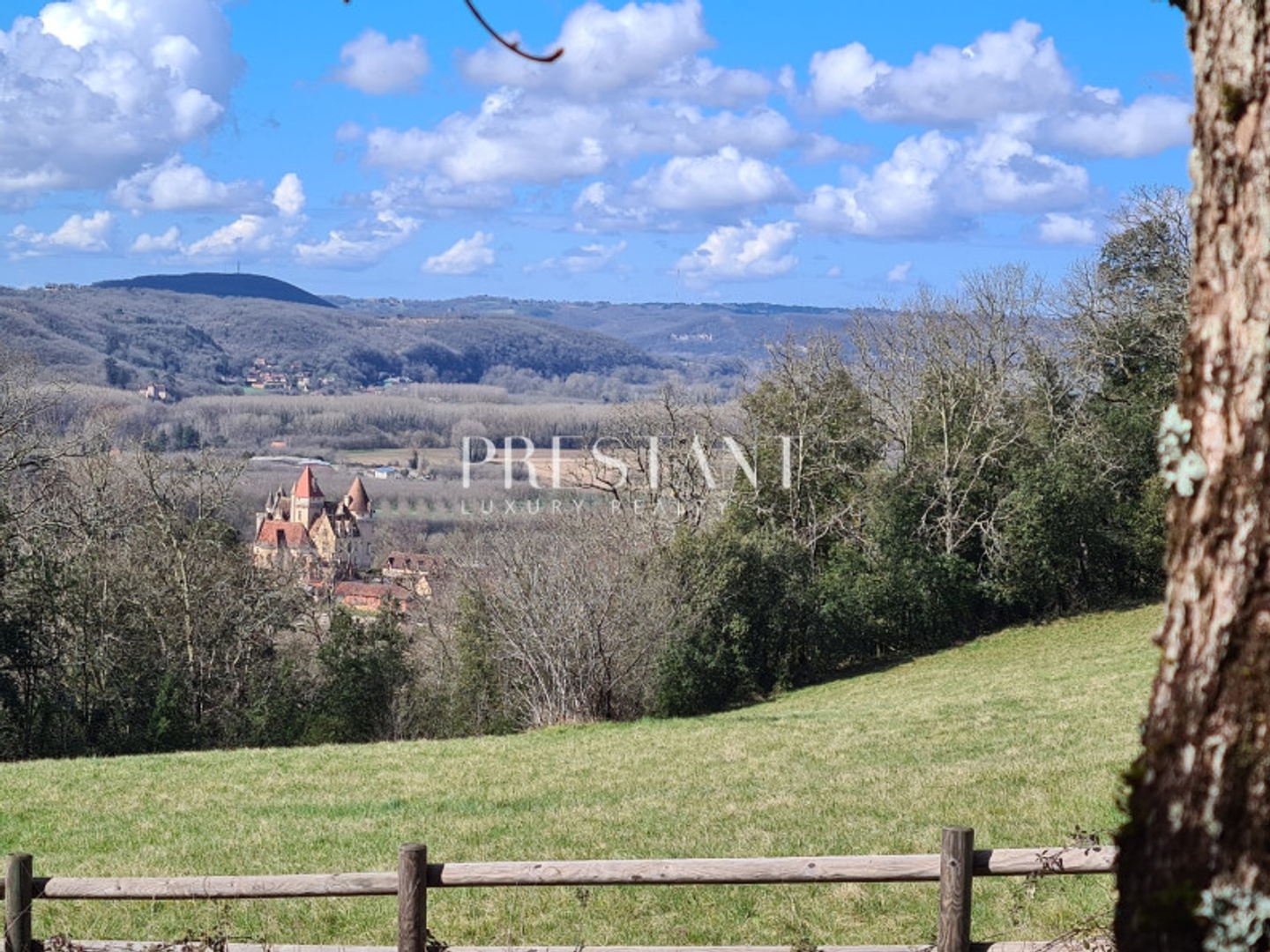 Maison à vendre - 10 pièces - 340m2 - Castelnaud-La-Cha... (24250)