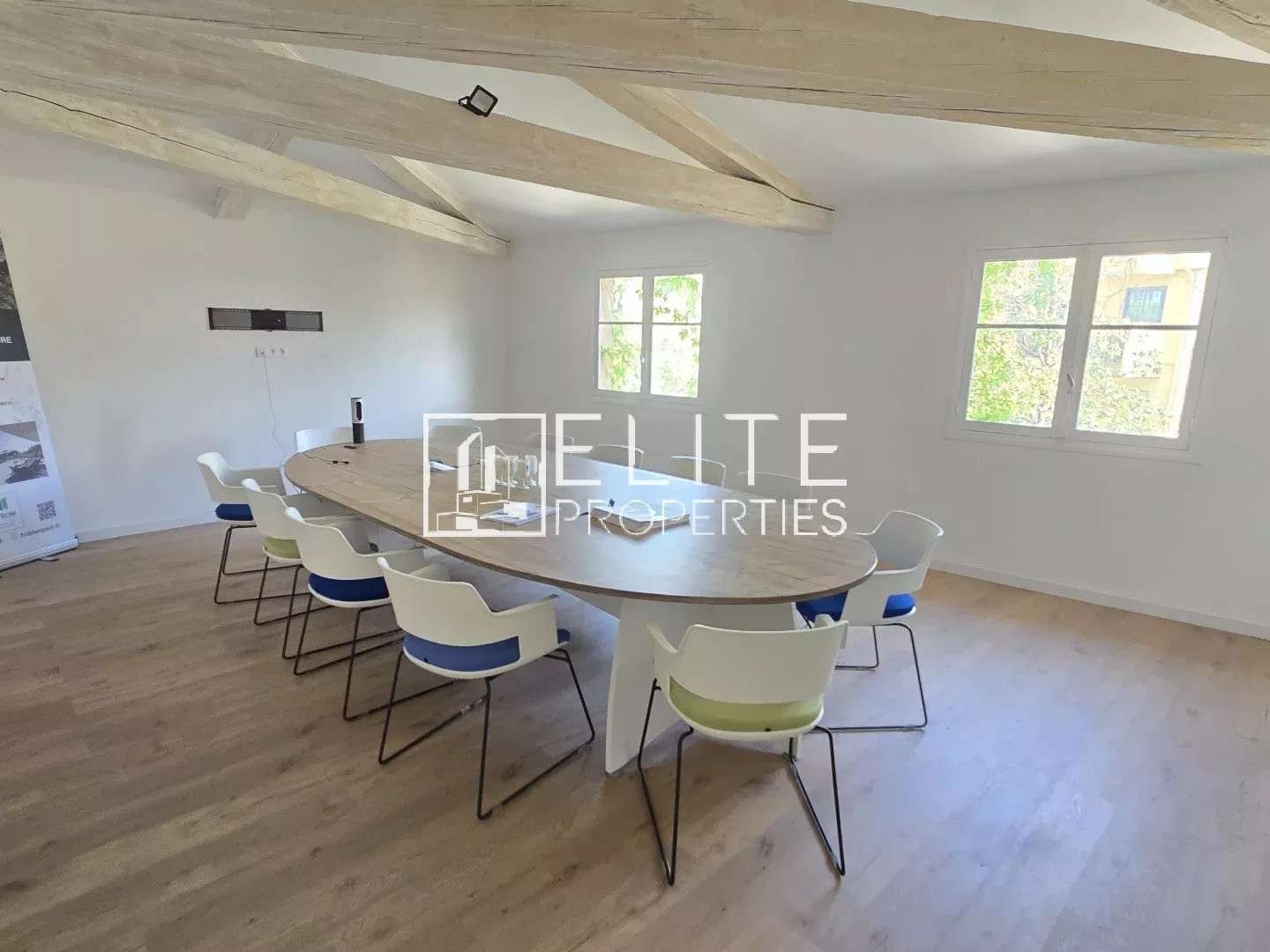 Bureaux à vendre - 119m2 - Mougins (06250)