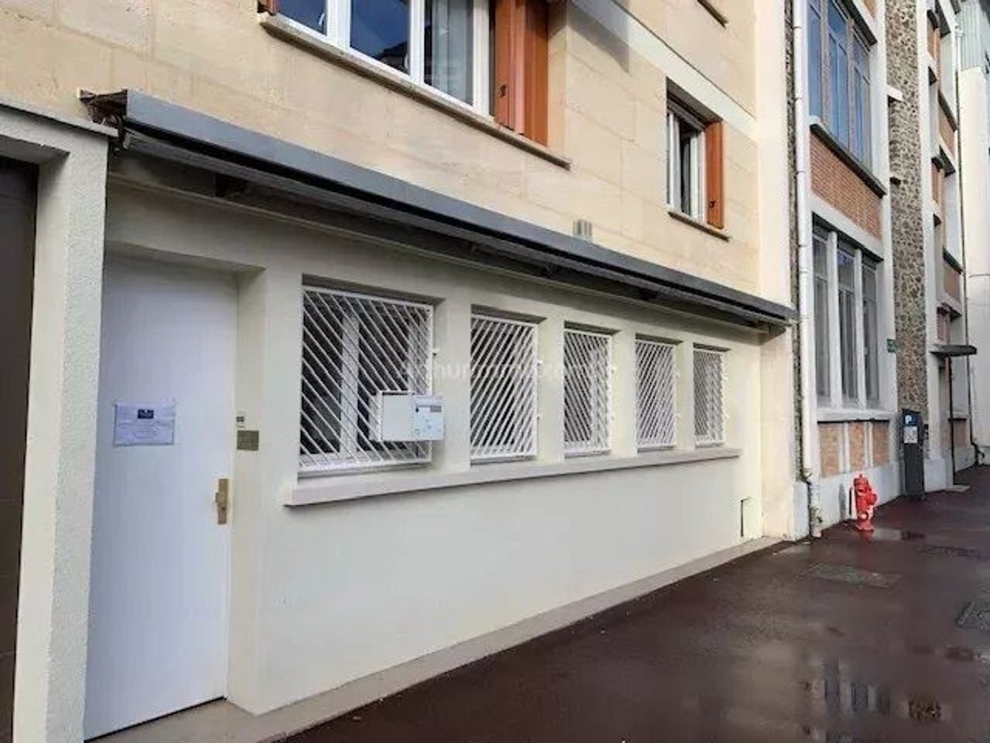 Commerce 70 m²