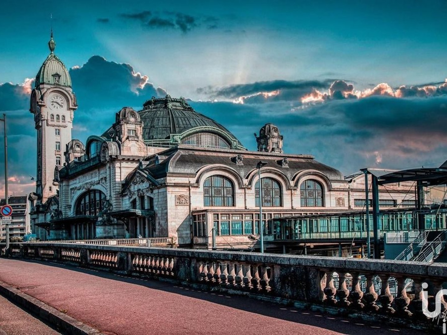 Vente Hôtel-restaurant 780 m²