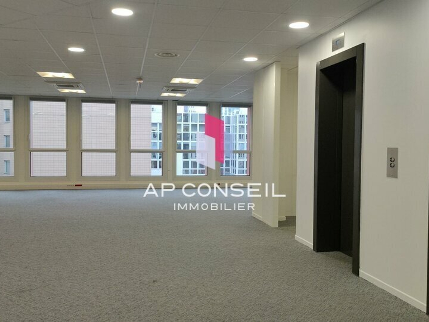 BUREAUX A VENDRE OU A LOUER