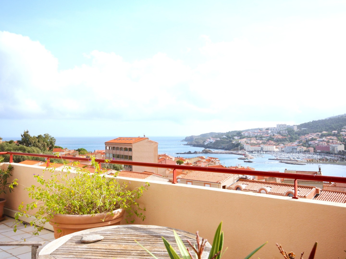 Banyuls-sur-Mer : T3 avec Terrasse Panoramique et Vue Mer !