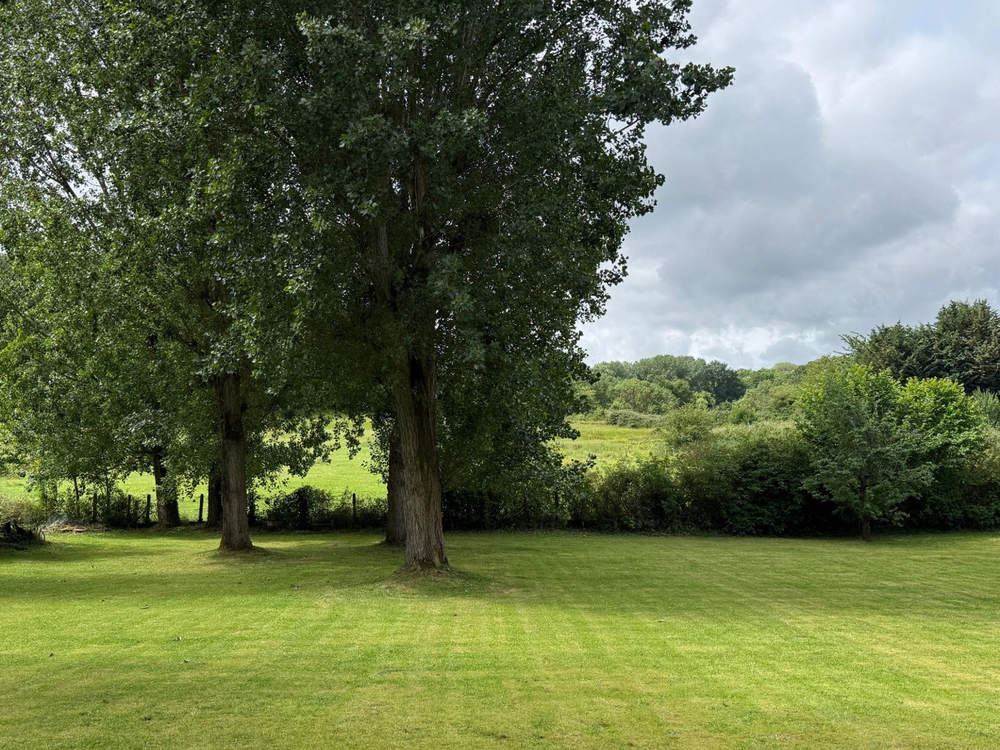 Terrain à vendre - 980m2 - Grisy-Les-Plâtres (95810)