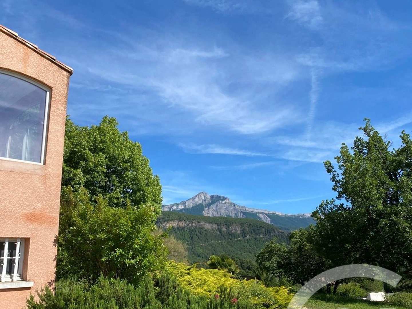 Maison à vendre - 7 pièces - 135m2 - Le Brusquet (04420)